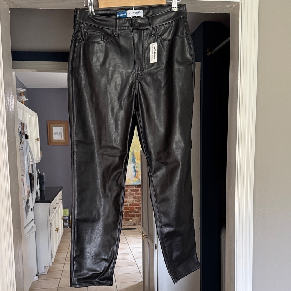 Old Navy Black Straight Leg Pants